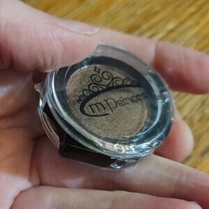 M Princess Pressed Eye Shadow Eyeshadow Chestnut ~ Travel Size